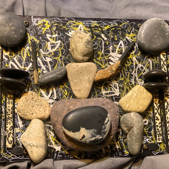 Southern California desert Rock Art - Picture 1 of 3